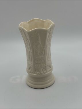 VTG 80-90’s Beleek Mini Bud Porcelain Vase Ivory Colour Visitor Center Ireland
